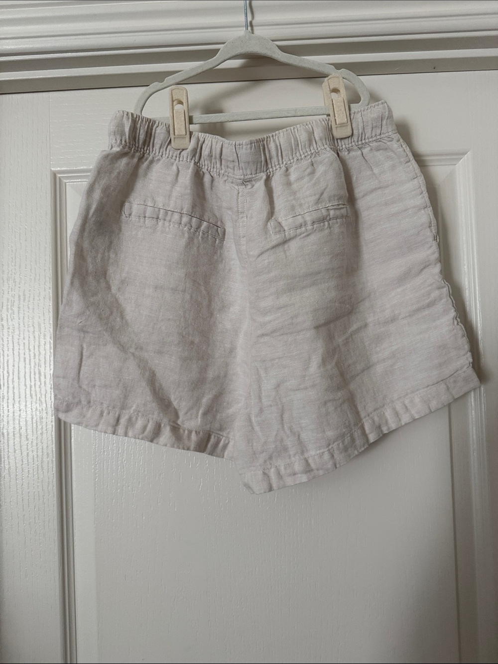 C&C California Cream Linen Drawstring Shorts - Picture 3 of 3